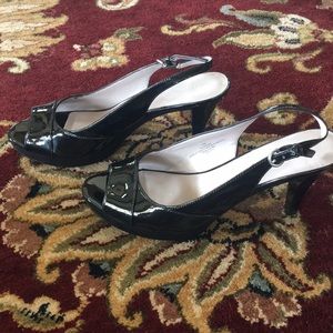 Ladies size 8M, Nine West Heels